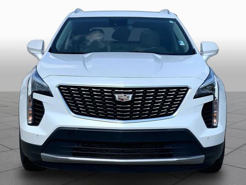 Used 2019 Cadillac XT4 Premium Luxury w/ Cold Weather Package FWD image 3