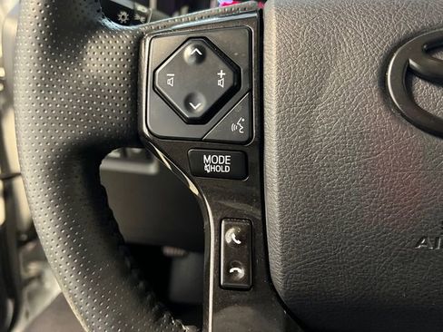 Used 2024 Toyota 4Runner TRD Off-Road Premium w/ Moonroof Package AWD/4WD image 20
