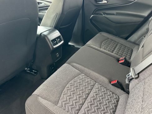 Used 2024 Chevrolet Equinox LT FWD image 12