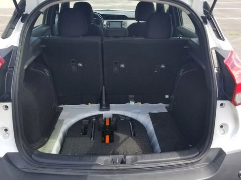 Used 2020 Nissan Kicks S FWD image 21