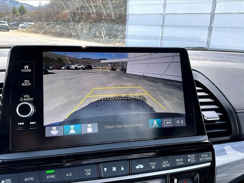 Used 2025 Honda Odyssey Elite image 20