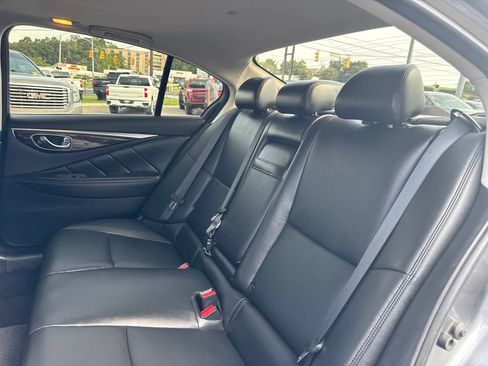 Used 2018 INFINITI Q50 Luxe w/ Essential Package (3.0T Luxe) RWD image 24