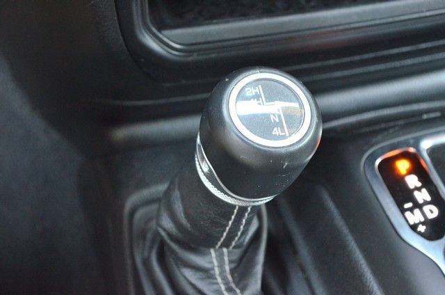Used 2021 Jeep Wrangler Unlimited Sahara AWD/4WD image 28