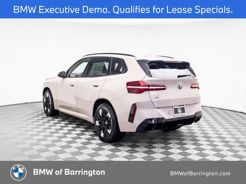 Certified 2025 BMW X3 xDrive30i w/ Premium Package AWD/4WD image 3