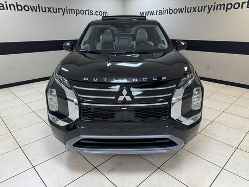 New 2026 Mitsubishi Outlander SE image 2