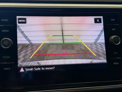 Used 2019 Volkswagen Atlas SEL R-Line image 17