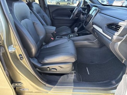 Used 2025 Subaru Forester Limited AWD/4WD image 14