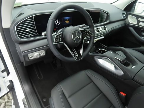New 2026 Mercedes-Benz GLE 450 4MATIC image 9