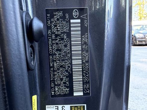 Used 2014 Scion tC 10 Series image 22