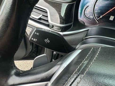 Used 2019 BMW 750i xDrive w/ Executive Package image 44