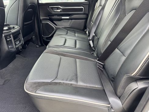 Used 2024 RAM 1500 Laramie AWD/4WD image 15