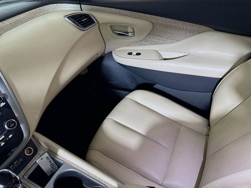 Used 2024 Nissan Murano SL image 23