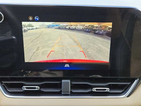 Certified 2025 Chevrolet Equinox ACTIV AWD/4WD image 19