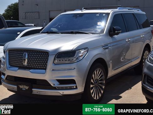Used 2019 Lincoln Navigator Reserve w/ Cargo Package AWD/4WD image 1