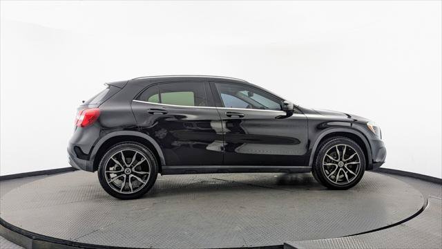 Used 2015 Mercedes-Benz GLA 250 4MATIC image 9