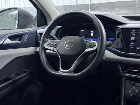 Used 2022 Volkswagen Taos SE w/ Panoramic Sunroof Package AWD/4WD image 25