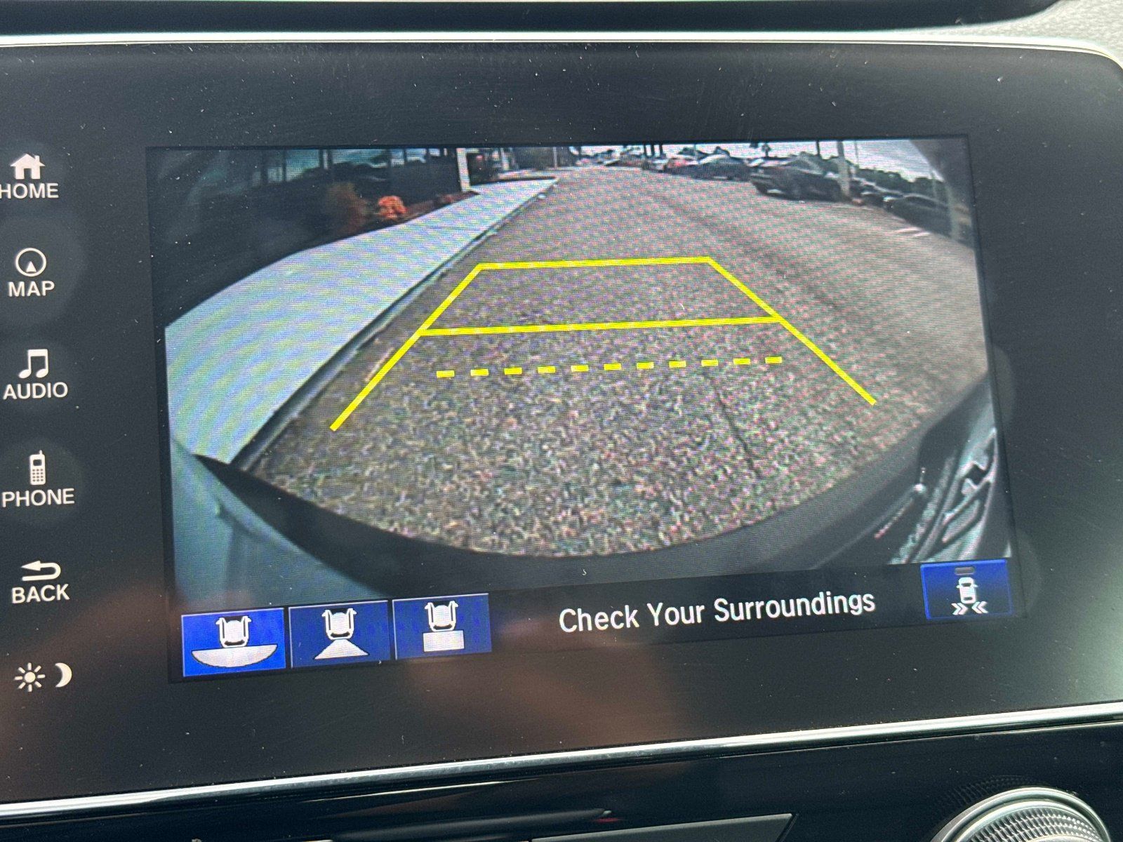 Used 2022 Honda CR-V Touring image 25