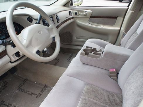 Used 2005 Chevrolet Impala w/ Preferred Equipment Group FWD image 8