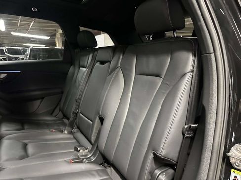 Used 2025 Audi Q7 2.0T Premium Plus w/ Premium Plus Package AWD/4WD image 15