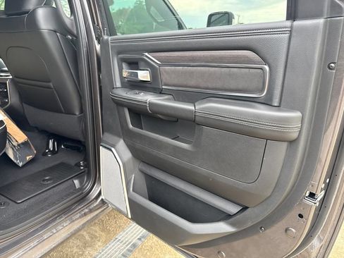 New 2026 RAM 2500 Laramie AWD/4WD image 27