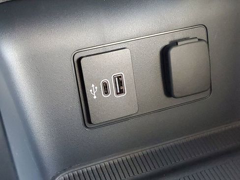 New 2026 Ford Explorer Active image 19