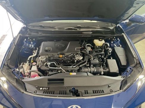 Used 2025 Toyota Camry SE w/ Convenience Package FWD image 21