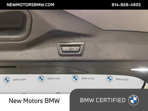 Certified 2024 BMW X7 xDrive40i AWD/4WD image 17