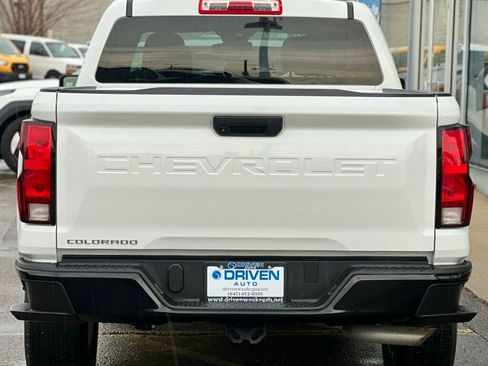 Used 2024 Chevrolet Colorado W/T image 4