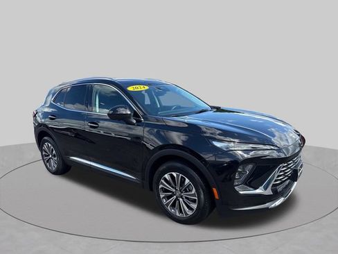 Used 2024 Buick Envision Preferred AWD/4WD image 7