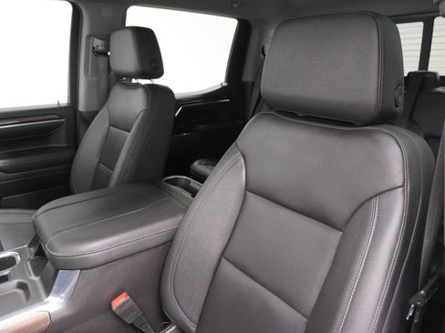 Used 2024 Chevrolet Silverado 1500 LT Trail Boss w/ Convenience Package II AWD/4WD image 12