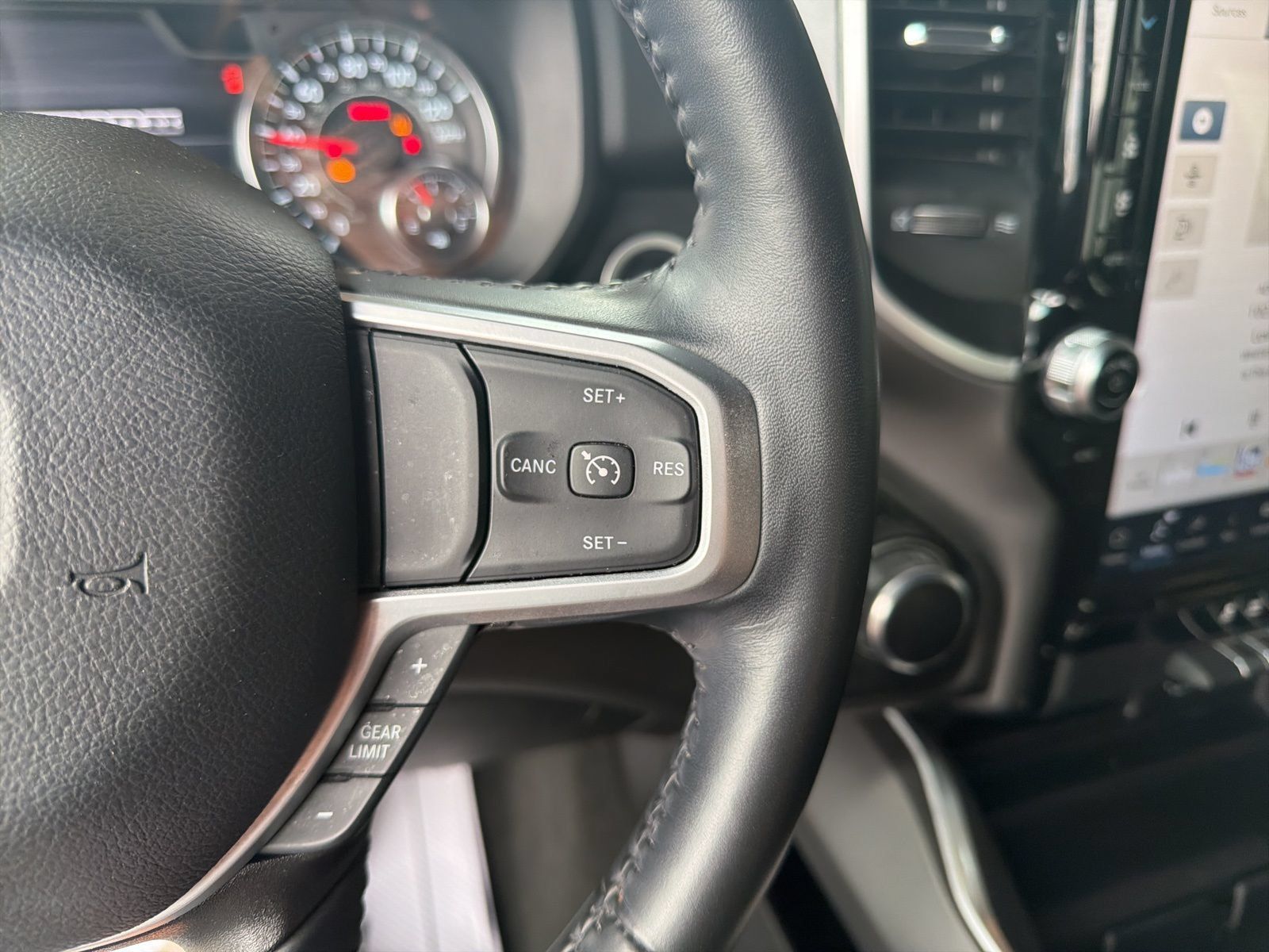 Used 2023 RAM 1500 Big Horn AWD/4WD image 13