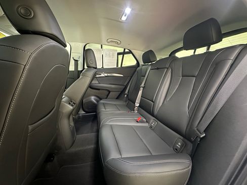 Certified 2025 Buick Envision Preferred AWD/4WD image 12
