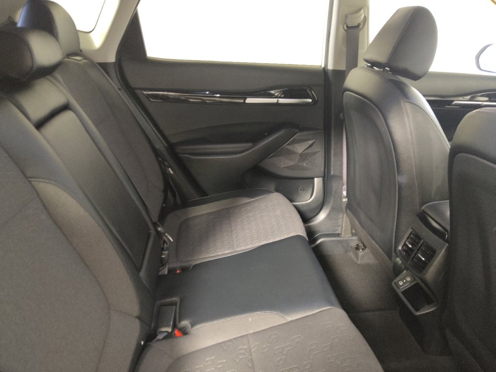 Used 2025 Kia Seltos S FWD image 19