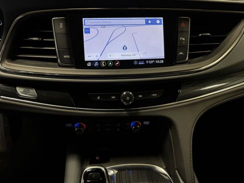 Used 2020 Buick Enclave Premium w/ Sun and Sites Package FWD image 37