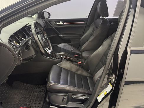 Used 2015 Volkswagen GTI SE w/ Lighting Package (SEL) FWD image 16