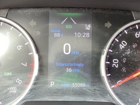 Used 2021 Toyota RAV4 XLE Premium FWD image 3