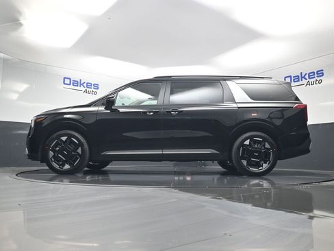 New 2026 Kia Carnival EX FWD image 43