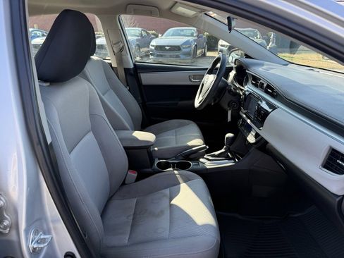 Used 2016 Toyota Corolla L image 29