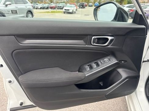 Certified 2025 Honda Civic Sport image 9