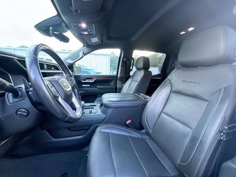 Used 2023 GMC Sierra 1500 Denali w/ Technology Package AWD/4WD image 13