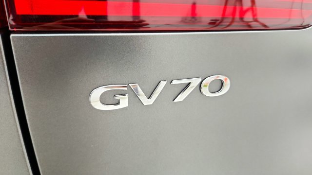 Used 2026 Genesis GV70 3.5T Sport Prestige AWD/4WD image 32