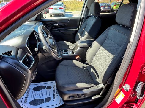 Used 2019 Chevrolet Equinox LT image 18