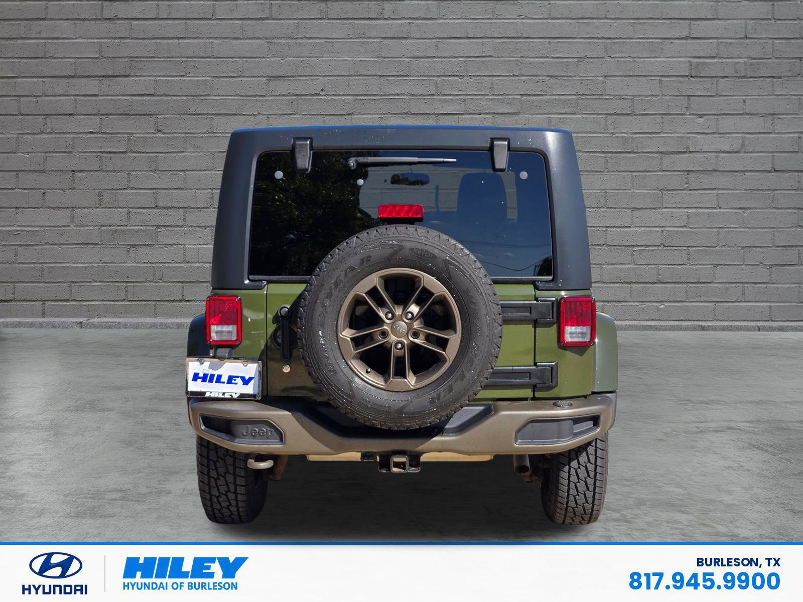 Used 2016 Jeep Wrangler Unlimited Sahara AWD/4WD image 5