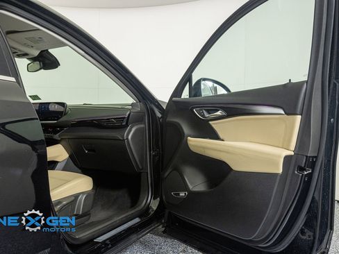 Used 2025 Buick Envision Preferred image 34
