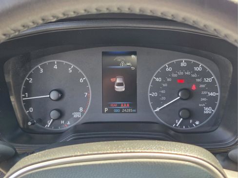 Certified 2024 Toyota Corolla SE FWD image 9