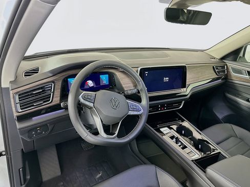 New 2026 Volkswagen Atlas SEL AWD/4WD image 9