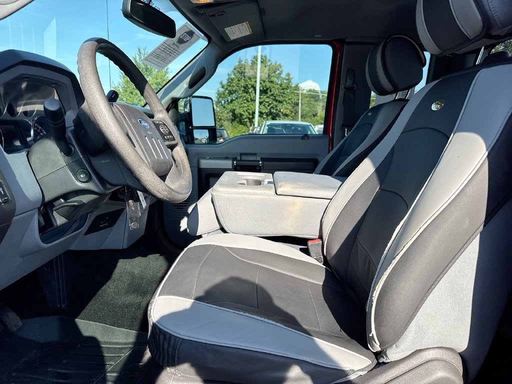 Used 2015 Ford F250 XLT w/ XLT Premium Package AWD/4WD image 18