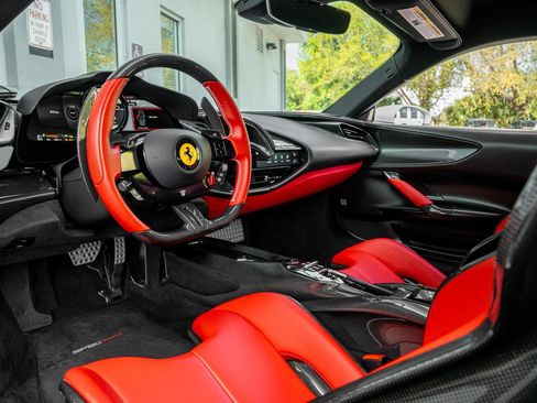 Used 2022 Ferrari SF90 Stradale Coupe image 20