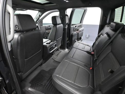 Used 2023 GMC Sierra 2500 Denali w/ Denali Ultimate Package AWD/4WD image 43