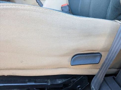 Used 1999 Jeep Wrangler Sahara image 12